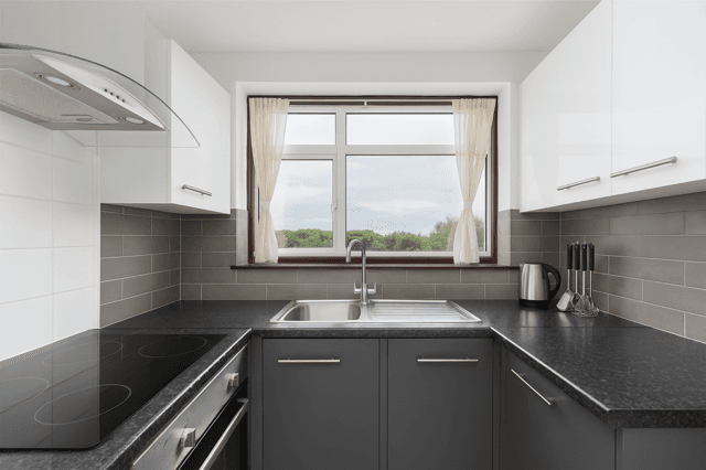 2 Bedroom House in Feltham  